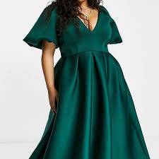 We've got breezy frocks in pastel and earthy hues perfect for beach weddings. 26 Best Plus Size Wedding Guest Dresses Of 2021