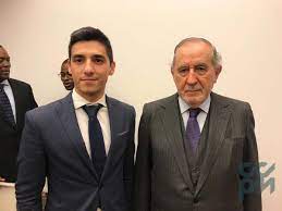 Miguel Ramalho Eanes Momentos Fracturantes Nao Se Comemoram Recordam Se Diz Eanes Sobre O 25 De Novembro Ramalho Eanes Publico Teria Sido Bom Que Nao Tivesse Havido Este Combate Sobre