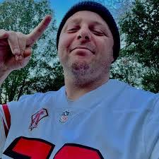 Darren Dempsey's Instagram, Twitter & Facebook