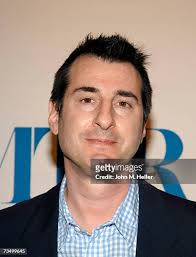 243 fotos e imágenes de alta resolución de Robin Heller