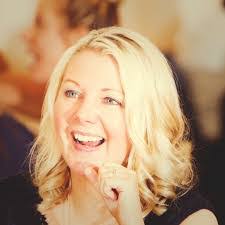 Shannon Tolliver's Instagram, Twitter & Facebook