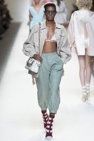 Runway Fashion Model Simple Aesthetic Fashion Pinterest Pariswoods7 Instagram Paris Woods Fashion Ready To Wear Milan Fashion Week