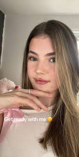 Molly Marsh Get Ready with Me