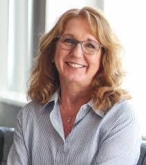 Casey Bertram's Instagram, Twitter & Facebook