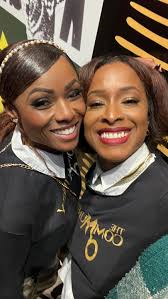 #LifeLately last yr this time…, relationship✅, Dad✅, FT job✅, not doing  music 🚫, not serving/rarely visiting church 🚫, no community of support🚫,  Unfulfilled. 🫥, This year-, no man🚫, no Dad🚫, no FT ...