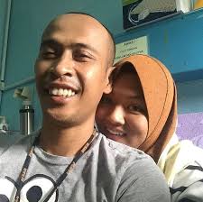 Jangan katakan fad dan achey, para peminat abam dan bocey juga merasakan hal yang sama. Achey Dan Isteri Pernah Tinggal Di Bengkel Kerana Susah Media Hiburan