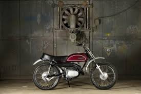 Yamaha (rafale motos 'concessionnaire') est enregistré dans la catégorie garage de l'annuaire. Yamaha