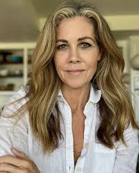 Leslie Boyd's Instagram, Twitter & Facebook