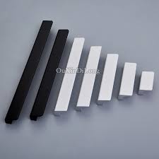 أمن ب الأعلى تصميم 2 Pcs الأوروبية الفاخرة المطبخ مجلس الوزراء مقابض باب دولاب خزانة تسريحة درج مجلس الوزراء التأثيرات مقابض وأ كر جديد