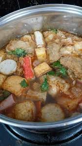 Simpan udang ikan bakso tahu dan sayuran yang cara membuat kuah tomyam. Resepi Masakan Resepi Steamboat Bahan Kuah Tomyam 1 Facebook