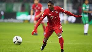 Secondo tuttosport, in vista della prossima stagione i rossoneri stanno pensando a douglas costa. Resmi Douglas Costa Kembali Berseragam Bayern