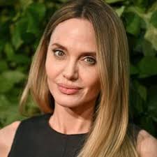 Is This How Daenerys Discovers Jon Snow's True Parentage In Game Of  Thrones?