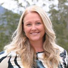 Carol Frampton's Instagram, Twitter & Facebook