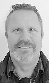 Commissioner sworn in; mandate removed