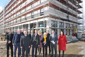 Mitarbeiter schulung mit marcus alexander reinhold. Richtfest Fur Den Hotelneubau Auf Zollverein Rag Montan Immobilien