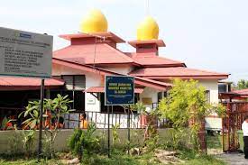 Berbakti kepada kedua orang tua (birrul walidain) merupakan alkhoir, yakni nilai kebaikan yang secara universal diwajibkan oleh allah. Rumah Jagaan Rawatan Orang Tua Al Ikhlas Jagaantua Twitter