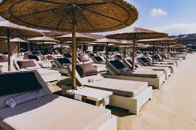 Lindsay lohan is returning to reality television! Beach Lohan Beach House Mykonos Beach Club Restaurant Cocktails