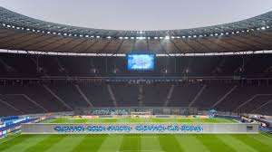 Rb leipzig video highlights are collected in the media tab for the most popular matches as soon as video appear. Hertha Berlin And Rb Leipzig Break Down Wall In Remembrance Of German Reunification