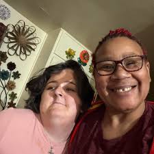 I'm curious if anyone know this girl I can only give information from when  I was station at fort sill almost 20 years ago but her name was Keisha she  had a