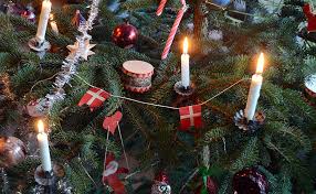 Resurgence Of Christmas Tree Candles Brings Fire Hazards To Light Safestart