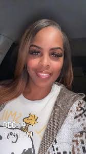 Jasmine Amaral's Instagram, Twitter & Facebook