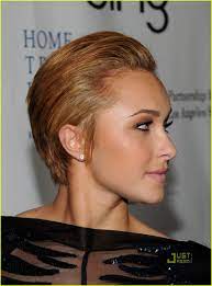 Find hayden panettiere's latest hairstyles in this gallery, including hayden's short haircuts, medium hair styles, updos, and long hairstyles! Hayden Panettiere S Short Hair Yay Or Nay Photo 2444929 Hayden Panettiere Wladimir Klitschko Pictures Just Jared