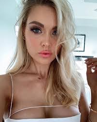 Laura Knowles's Instagram, Twitter & Facebook