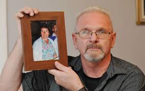 Carer probed over scratch