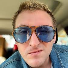 Zach Kaplan (@thezachkap) • Instagram photos and videos