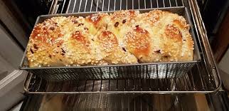 Hefezopf Mit Topfen Und Rosinen Rezept Frag Mutti Rezept Rezepte Hefezopf Hefe Kuchen