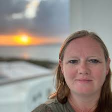 What are good breeds for raising piglets in Texas?