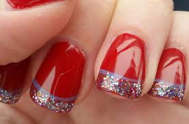 Les tendances chez la déco ongles! Idees De Manucures Pour Le Nouvel An