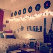 I find decorating inspiration at urban outfitters, anthropologie and pottery barn. 45 Wonderful Diy Projects Dorm Room Design Ideas Dorm Room Wall Decor Dorm Room Walls Dorm Room Designs