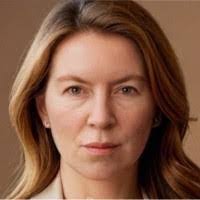 Kimberley Stuart's Instagram, Twitter & Facebook