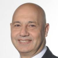 1800+ perfiles de «Dan Fernandez»