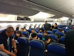 United Airlines Aircraft Fleet Boeing 787 9 Dreamliner Economy Class Cabin Seats In 3 3 3 Con Boeing 787 9 Dreamliner United Airlines Boeing 787
