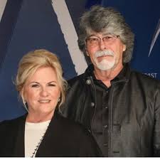 Happy 50th Wedding Anniversary to Country Band Alabama artist Randy Owen and Kelly who married February 11, 1975!! #RandyOwen #alabamaband