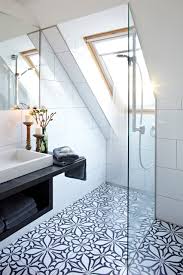 Badezimmer Mit Dachschrage 9 Tipps Fur Dusche Badewanne