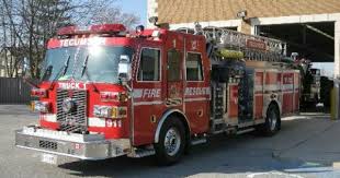 tfd t1 canada fire trucks fire station tecumseh pinterest