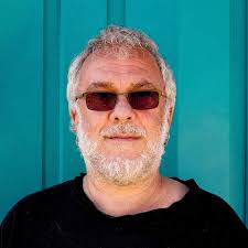 SATURDAY'S SCOTTISH SONG : #276: ROBIN GUTHRIE