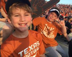 Chante Dennis (@chantedennis)