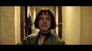 At such a young age, natalie portman's acting was simply amazing, as was jean reno's. Leon The Professional Natalie Portman Cries Legendado Youtube