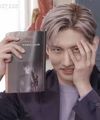 Jade Gallagher (roccoliejade)