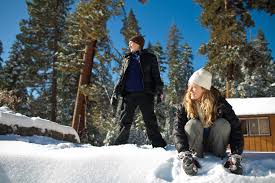 109 like the rest of the high cascade mountains, adams receives a large amount of snow, but because it lies farther east than many of its washington compatriots, it receives less than one. Embrace Winter With Some Family Fun Snow Play In The High Sierra