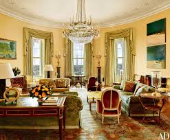 The Obama Family S Stylish Private World Inside The White House Inside The White House White House Interior White Home Decor