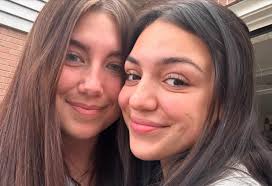 The most me costume I've ever worn ✈️🐾🧣