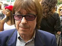 Alex Mick's Instagram, Twitter & Facebook