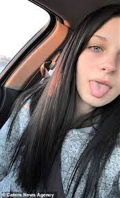 Jose & laurie want to spice things up in their marriage. Teen Who Tried To Bleach Her Long Brown Hair Blonde Is Horrified When The Chemicals Melted Her Locks Daily Mail Online