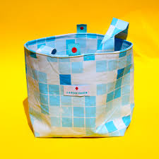 Lenkertasche Swimming Pool Blau In 2020 Lenkertasche Bunte Taschen Taschen