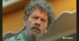 Για τις ανάγκες διαφήμισης αναζητούμε αποφοίτους δραματικών σχολών ή  φοιτητές υποκριτικής, κορίτσια και αγόρια 18-22 ετών αυστηρά. Οι  ενδιαφερόμενοι παρακαλούνται να στείλουν 2 πρόσφατες φωτογραφίες (τα αγόρια  χωρίς μούσια και τα κορίτσια